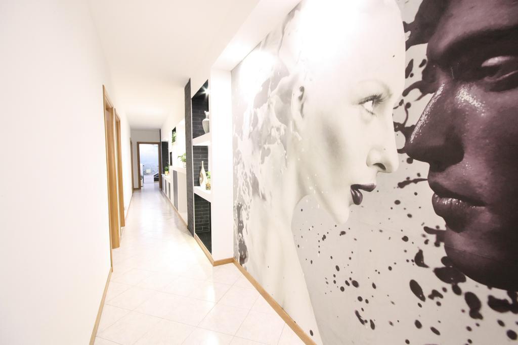 B&B Black&White And Apartments Cantù Eksteriør bilde
